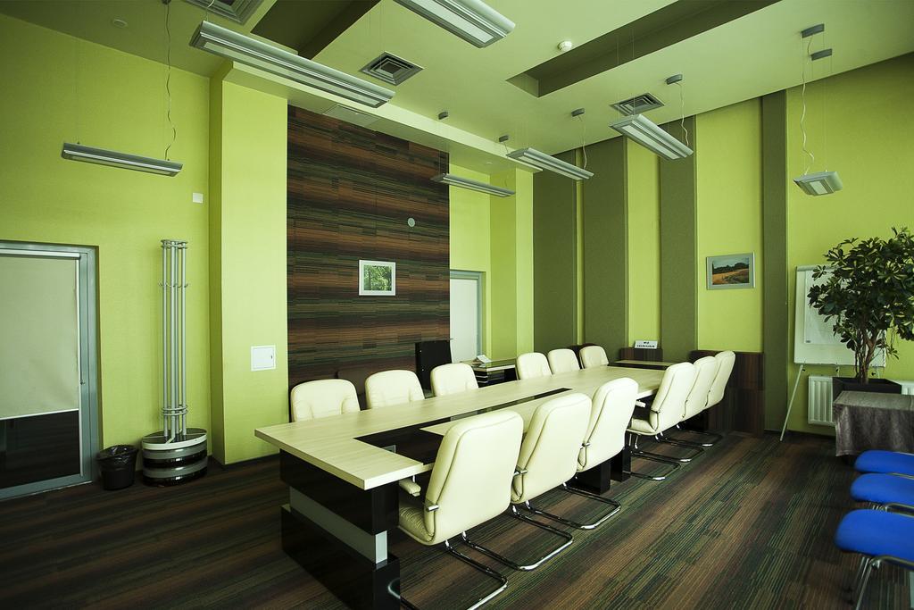 Victoria Hotel & Business Centre Minsk Buitenkant foto