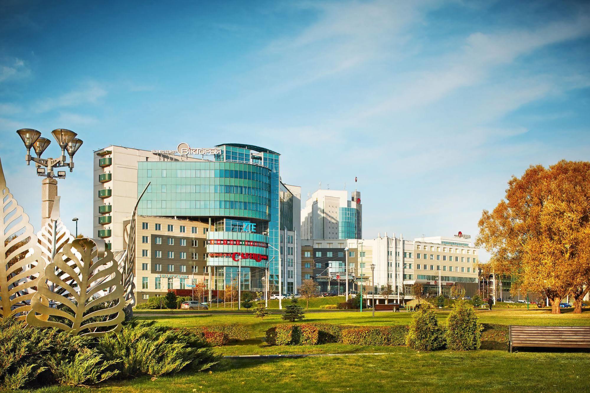 Victoria Hotel & Business Centre Minsk Buitenkant foto